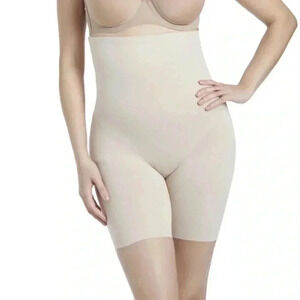 NWT  TC Fine Intimates Shape Away Hi-Waist Thigh Slimmer with Back Magic M